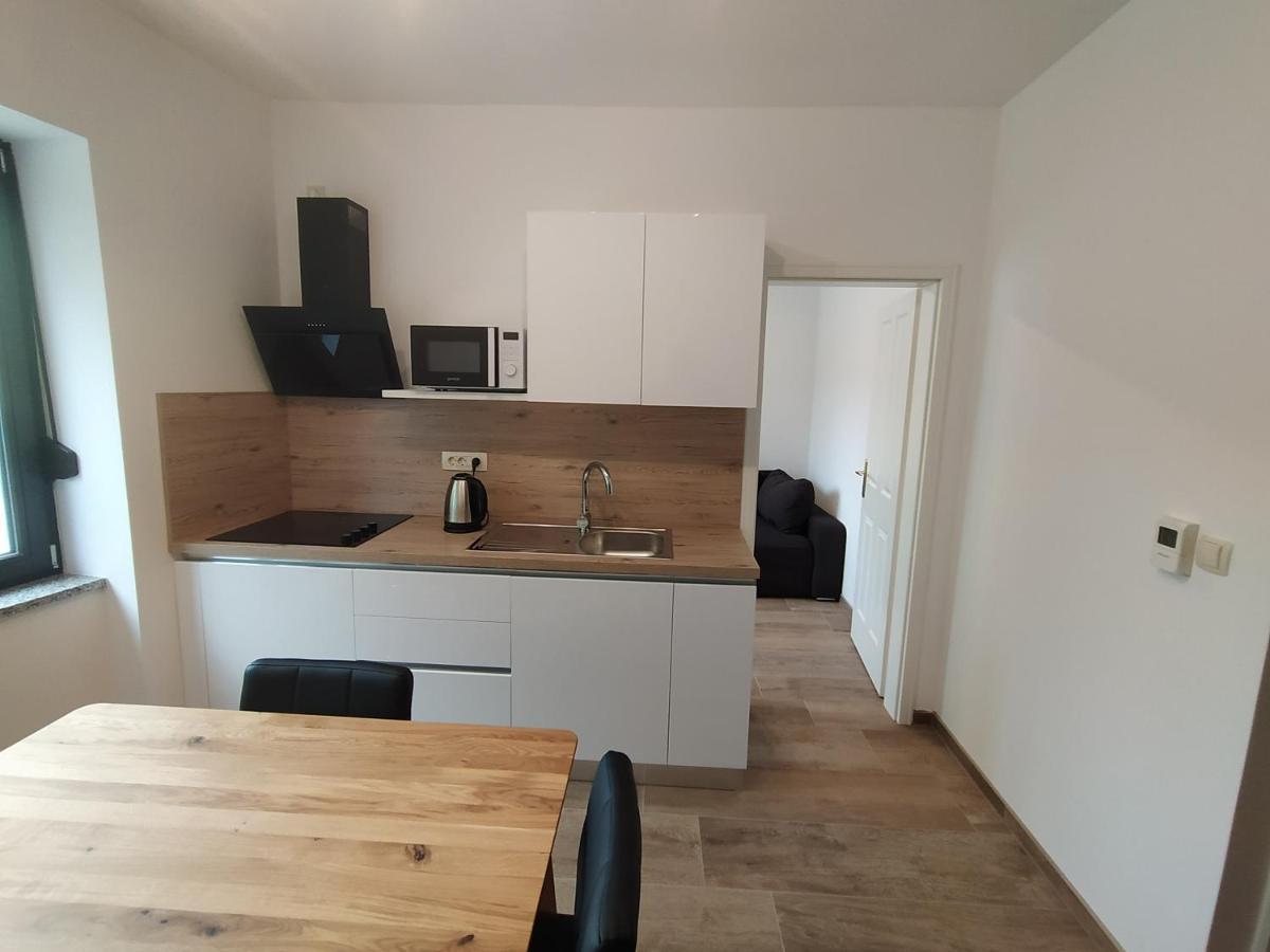 Apartmaji Maln Dolenjske Toplice Exterior foto