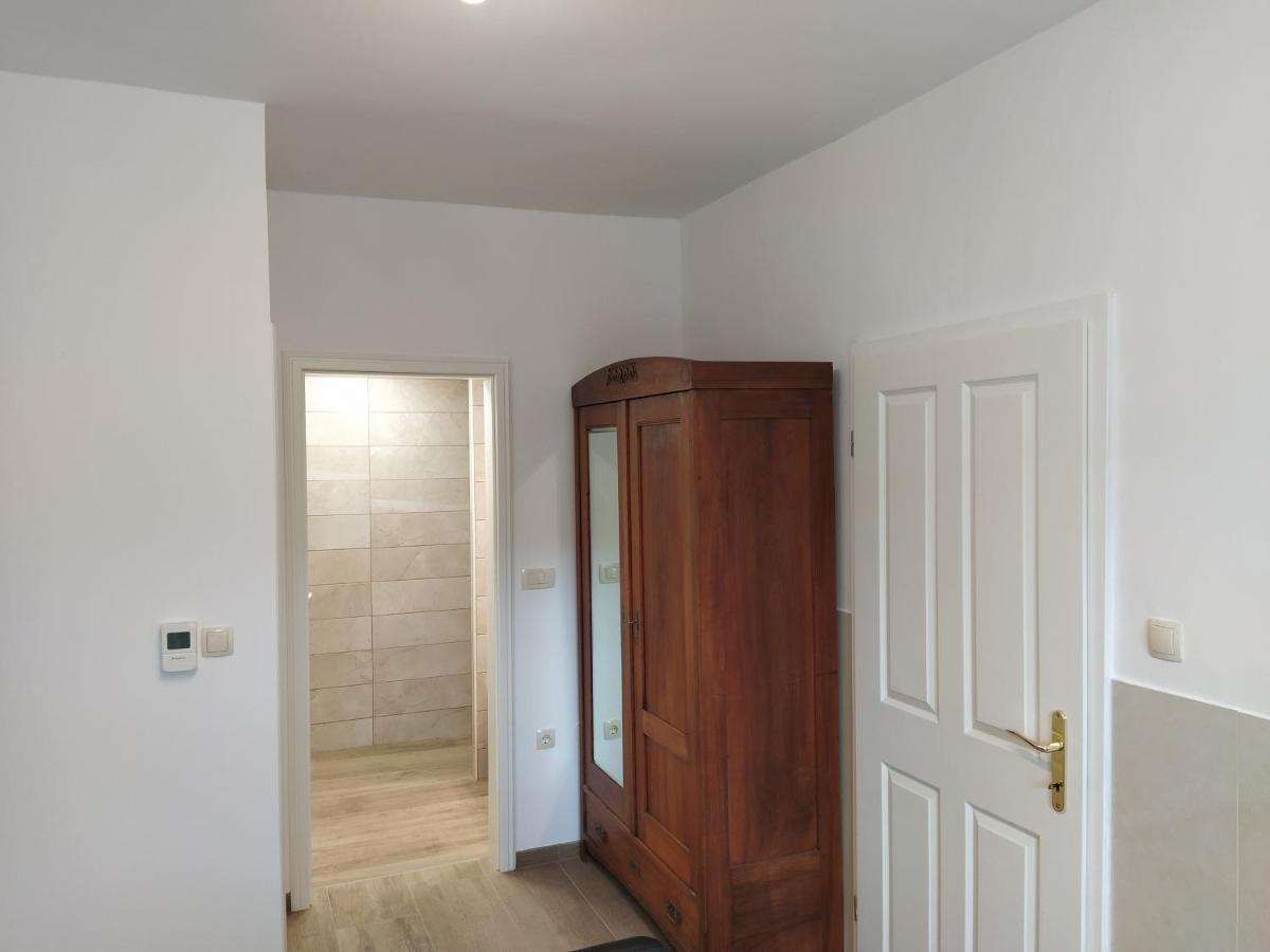Apartmaji Maln Dolenjske Toplice Exterior foto
